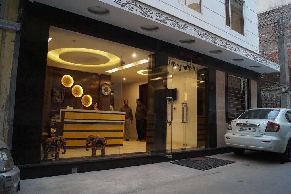 Omega Residency Hotel New Delhi Exterior photo