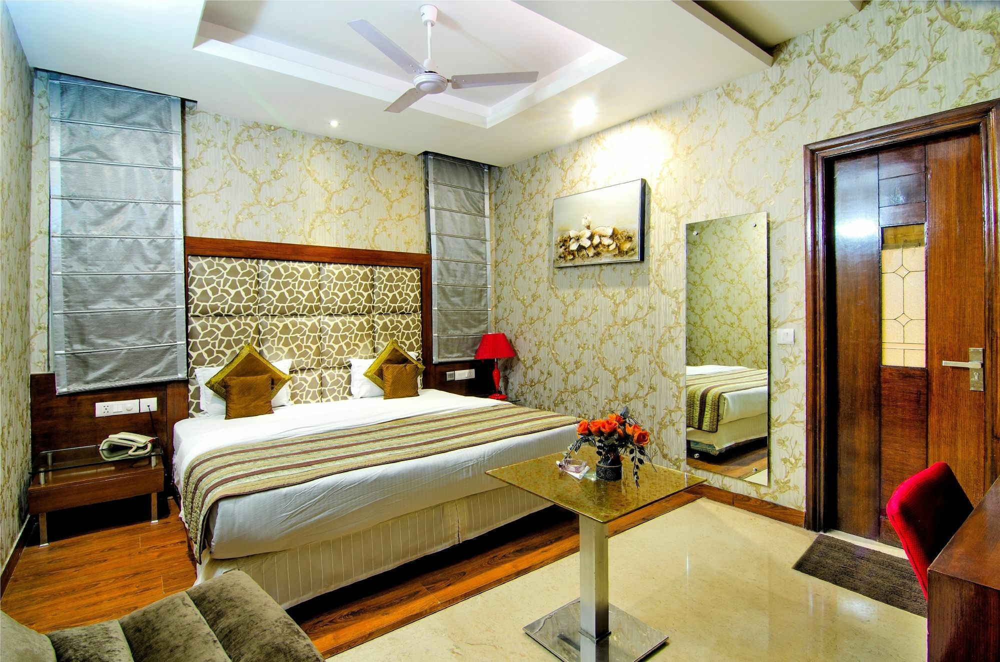 Omega Residency Hotel New Delhi Exterior photo
